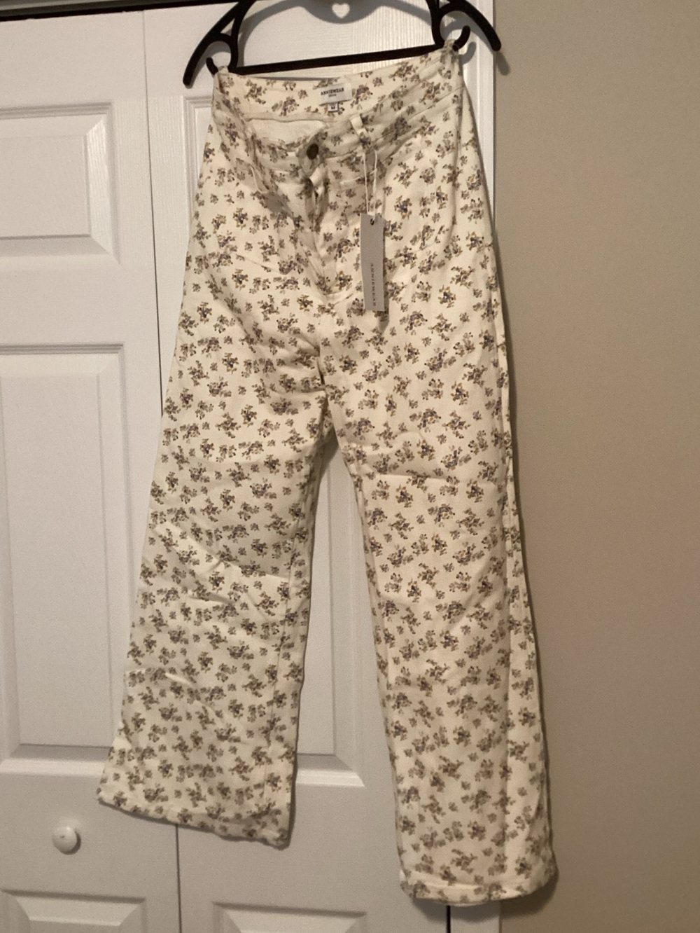 Women's Cream Floral Wide-Leg Pants